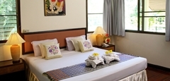 Baan Boonnark Suite