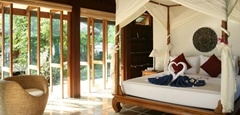 Three Bedrooms Beachfront Villa